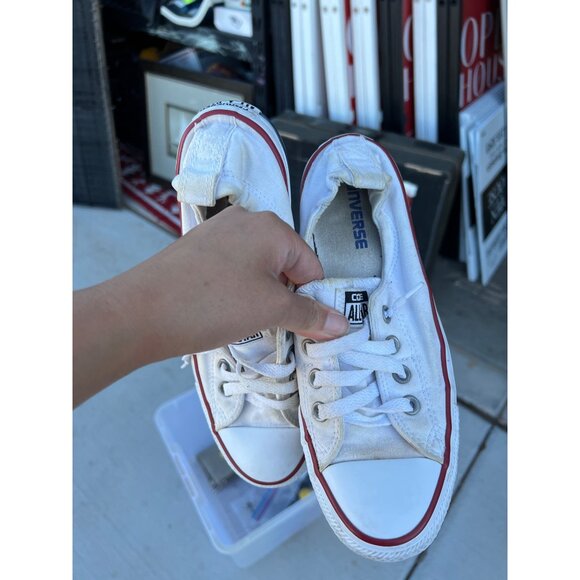 Converse White sneakers sz 8 - Picture 1 of 4